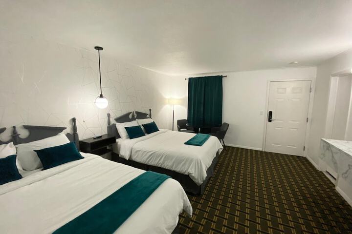 Room 28 of 30