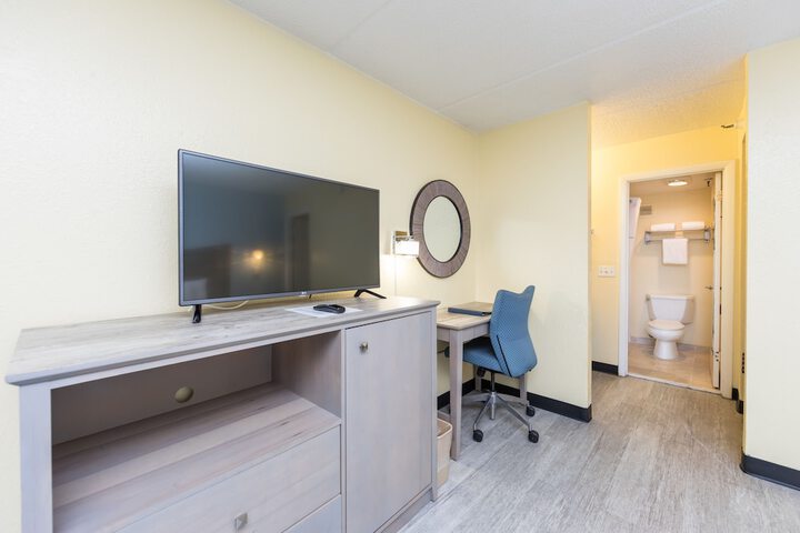 Room 53 of 72