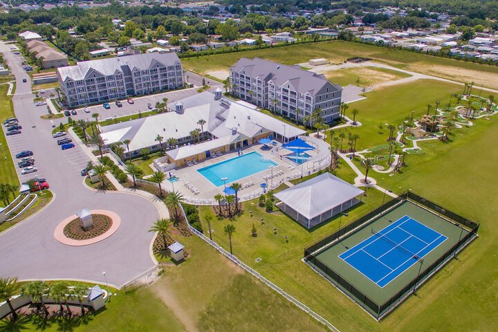 Holiday Inn Club Vacations Orlando Breeze Resort by IHG