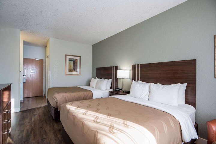 Quality Inn & Suites Pueblo West