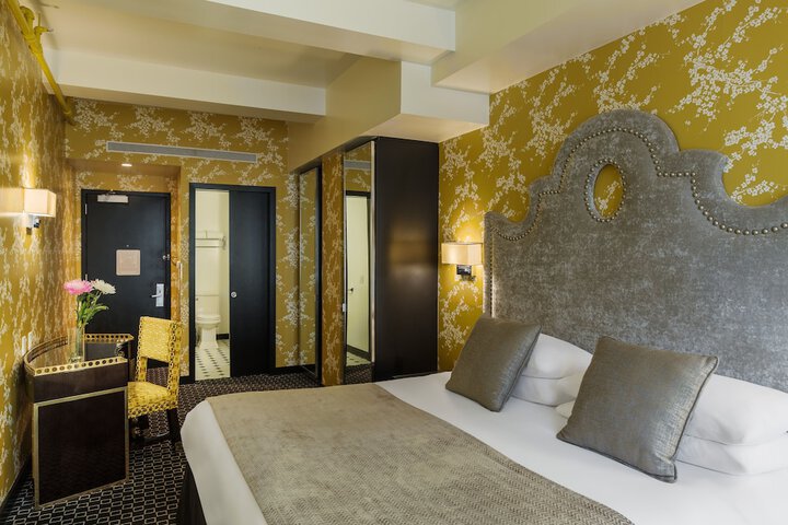 Room 20 of 42
