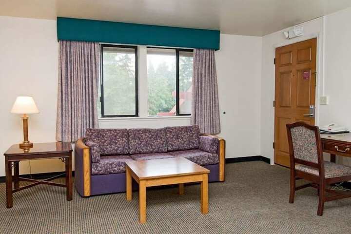 Room 21 of 35