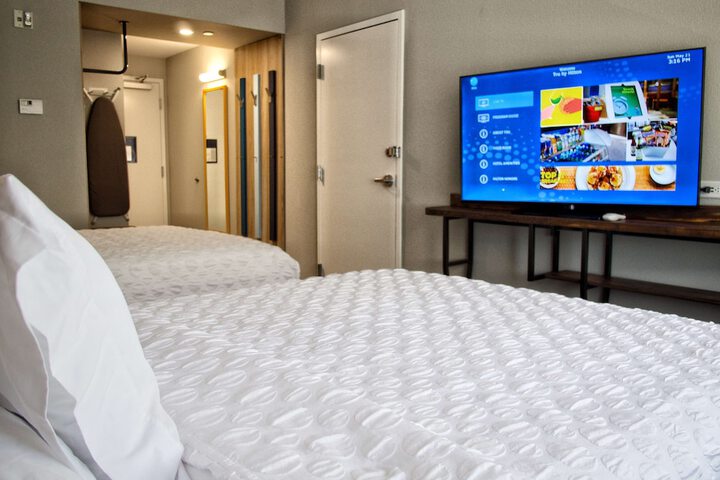 Room 17 of 26