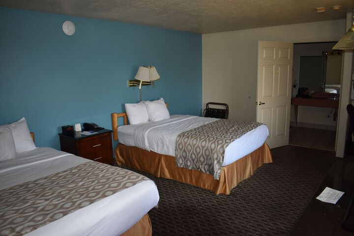 Room 14 of 36