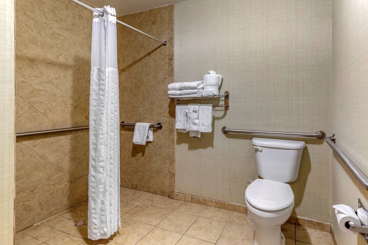 Comfort Suites Near Texas a & M University - Corpus Christi