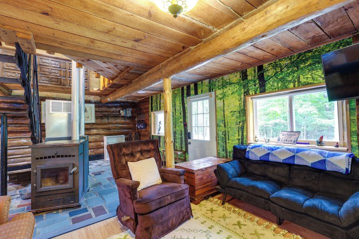 Cozy Elizabethtown Cabin w / Fire Pit!