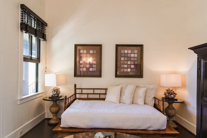 Room 41 of 82