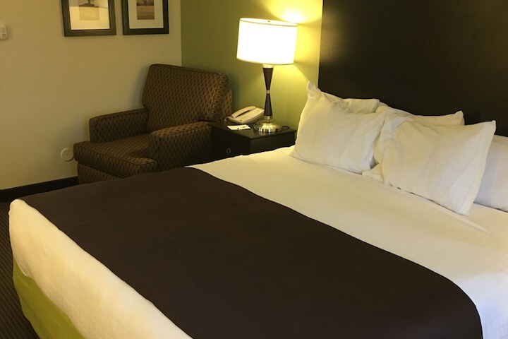 Room 39 of 69