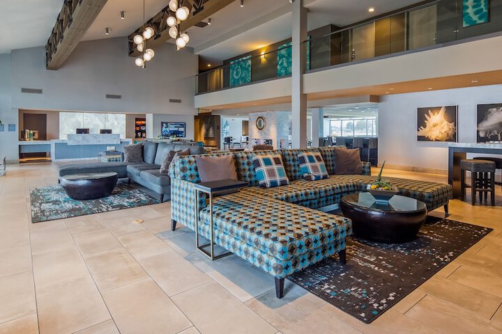 Executive Inn & Suites Embarcadero Cove