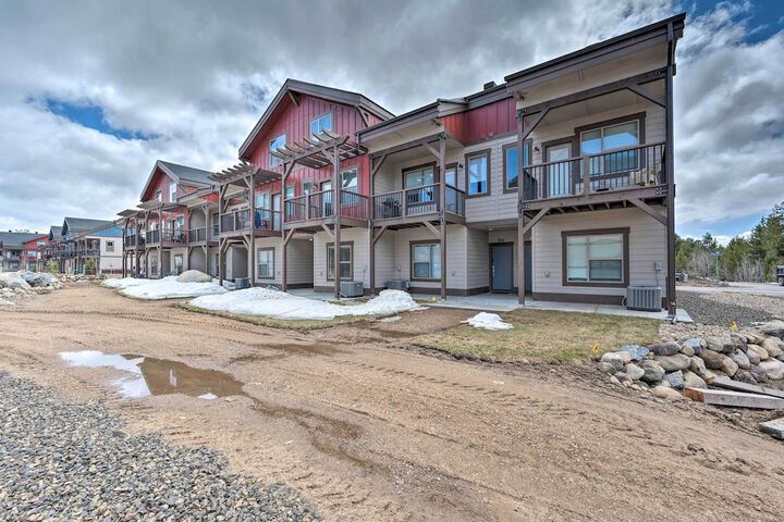 Charming Mccall Townhome: Hike Fish, & Ski!