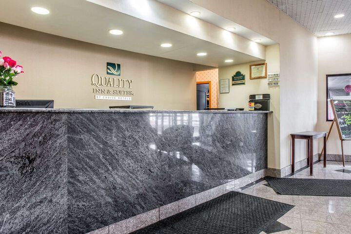 Quality Inn & Suites Fairview - Erie