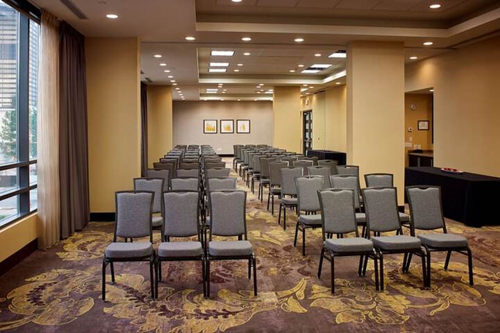 Homewood Suites by Hilton Hamilton Ontario, Canada