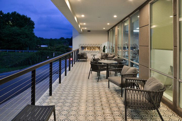 Terrace/Patio 32 of 33