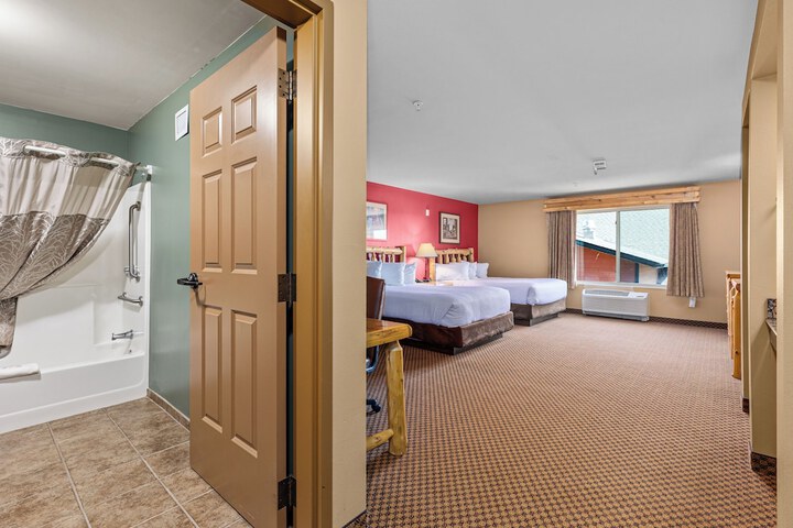 The Lodge at Brainerd Lakes Trademark Collection by Wyndham