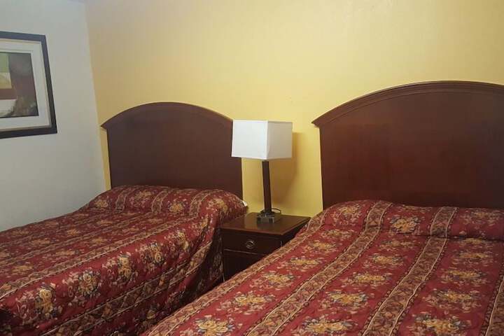 Room 11 of 20