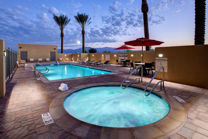 Hampton Inn & Suites Indio