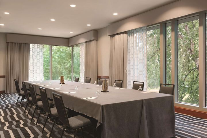 Hilton Boston Logan Airport