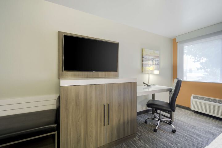 Room 48 of 93