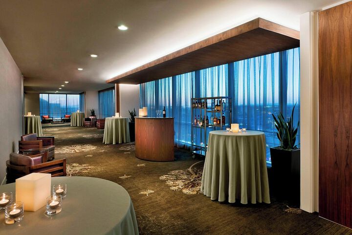 Hotel Interior 9 of 48