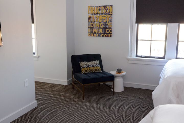 Room 8 of 35
