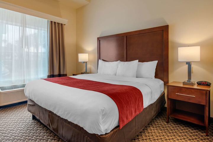 Room 34 of 44
