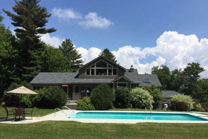 The Mountain Top Inn & Resort