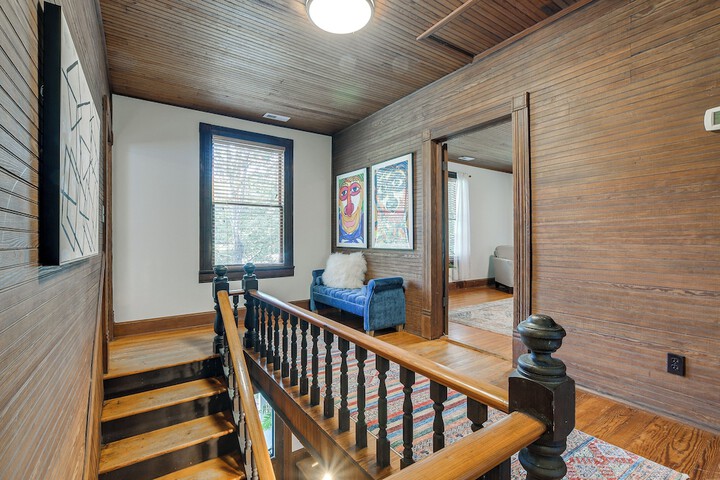 Historic & Charming Pittsboro Home w / Fireplaces