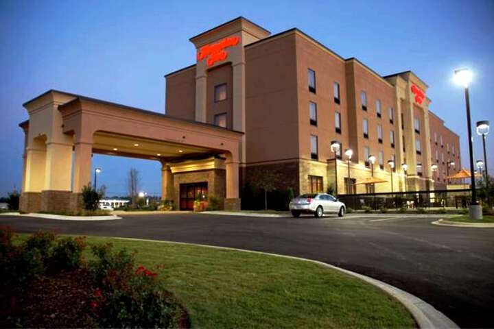 Hotel 2 of 27
