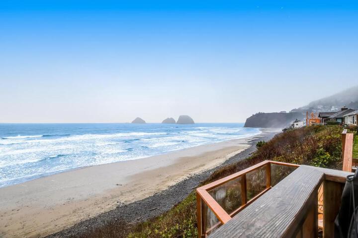 Blue Sea Oceanfront Cottage