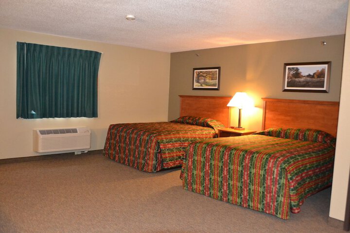 Room 7 of 28