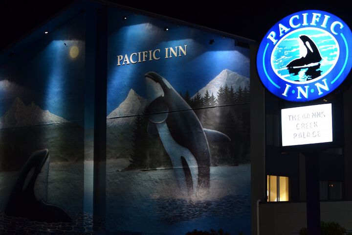 Pacific Inn