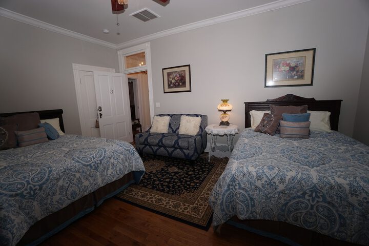 Room 29 of 73