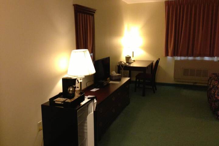Room 14 of 40