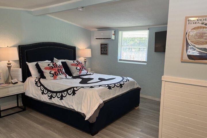 Room 20 of 33
