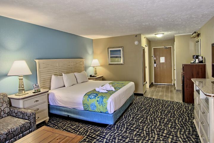 Room 20 of 53