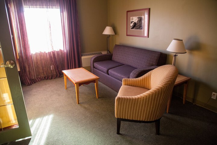 Room 37 of 85