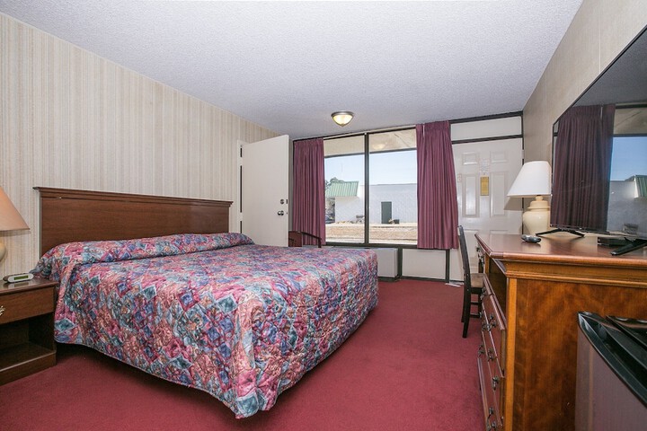 Room 58 of 106