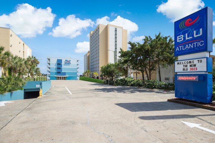 Hotel 4 of 52