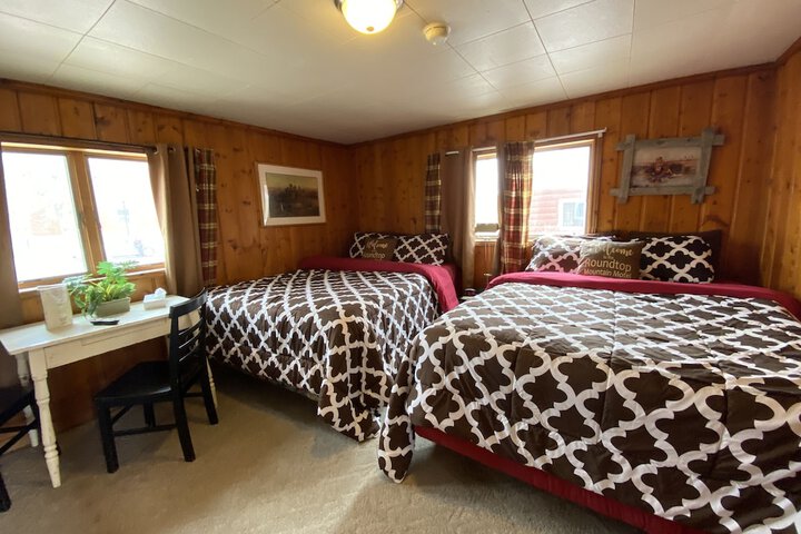 Room 33 of 39