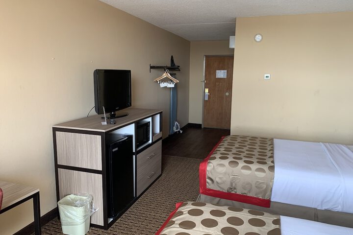 Room 40 of 104