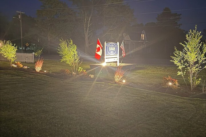 Yardarm Motel