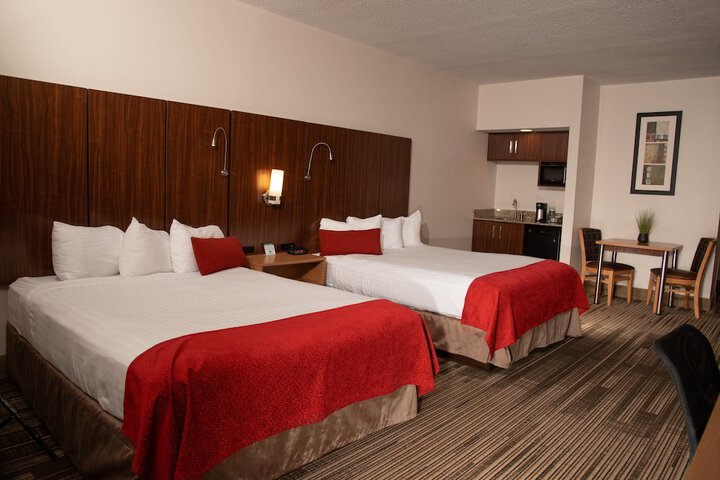 Northfield Inn Suites & Conference Center