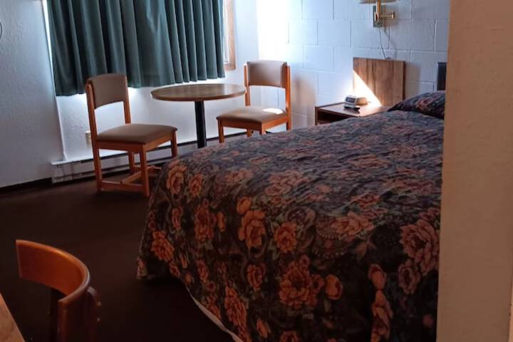 Room 40 of 46