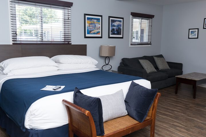 Room 21 of 38