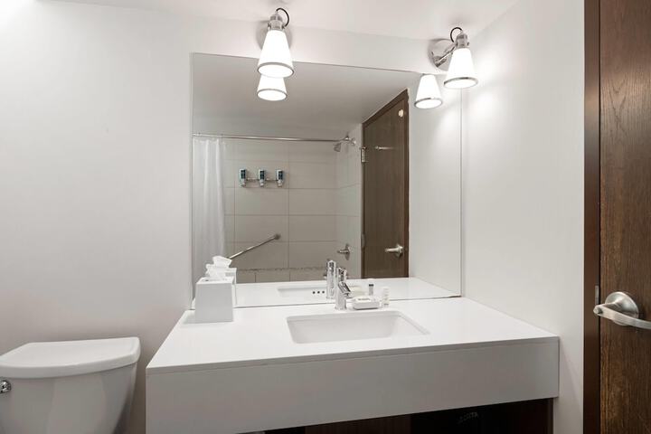 Lakeview Signature Trademark Collection by Wyndham