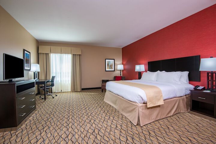 Holiday Inn Salina by IHG