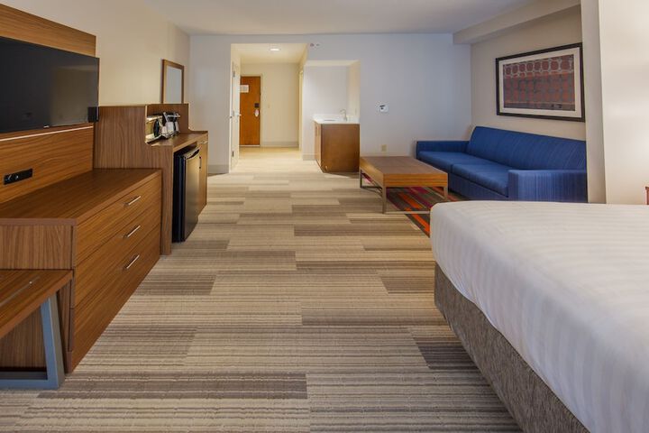 Room 36 of 67