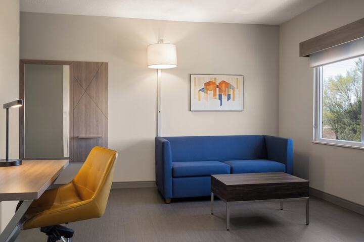 Room 35 of 52