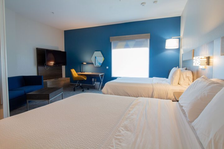 Room 12 of 46