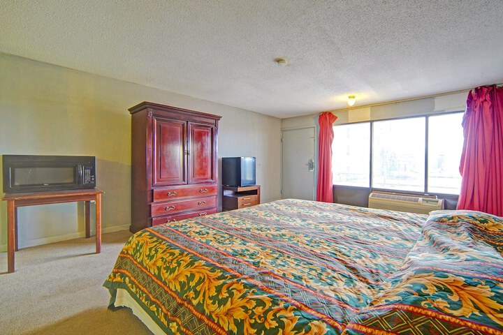 Sunset Inn Flatonia I 10 by Hotel O